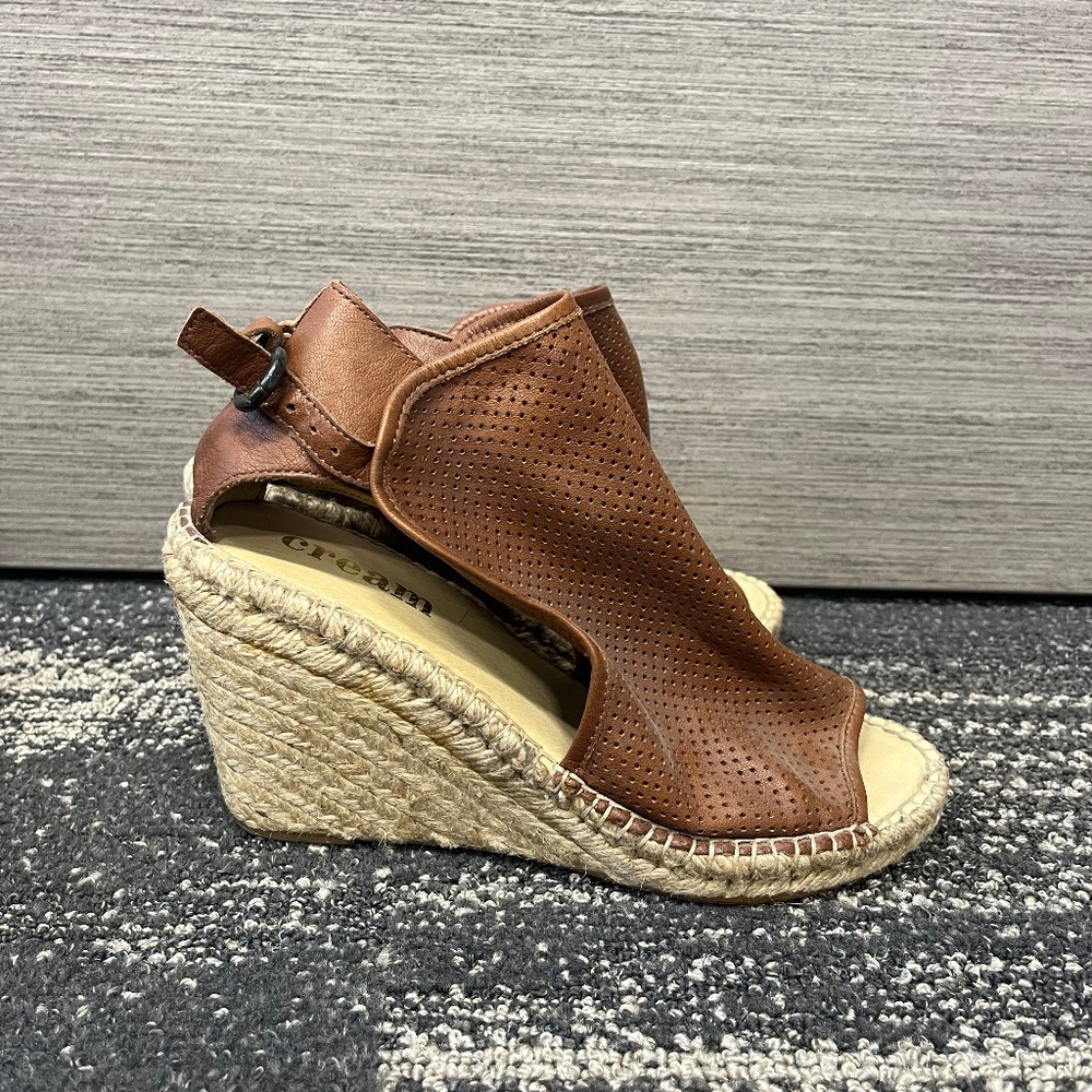 CREAM wedge sandal